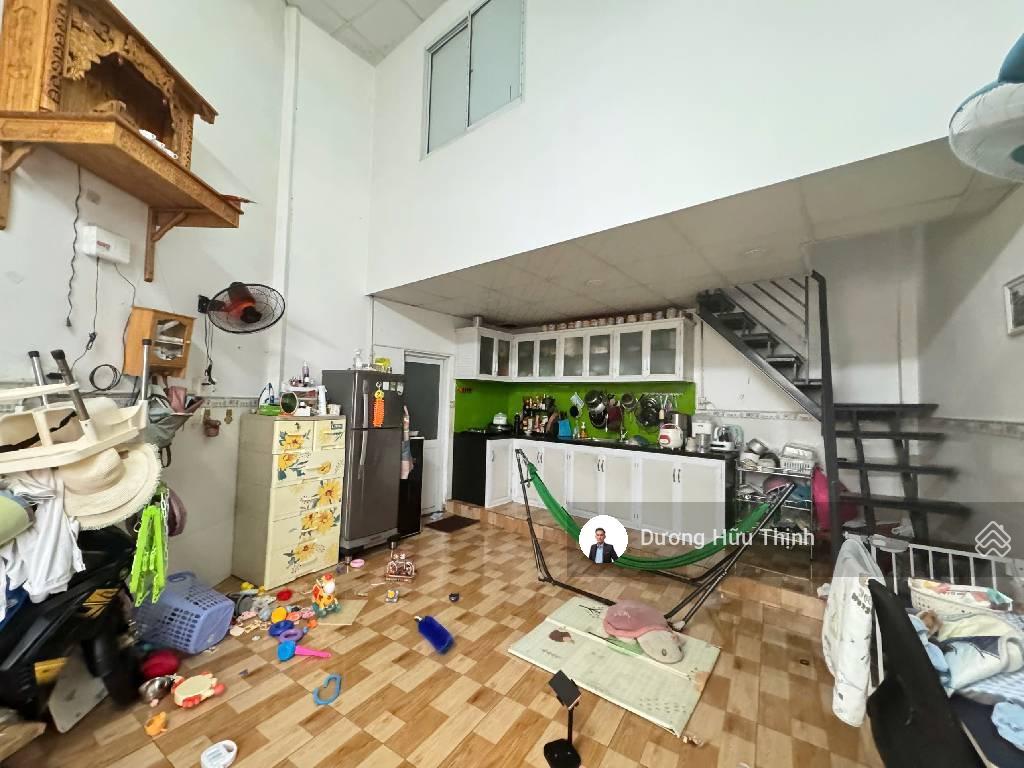 Nhà 1 sẹt trần thị điệu 54m2 3,4 tỷ hxh cách ga metro 500  kế cao đẳng công thương