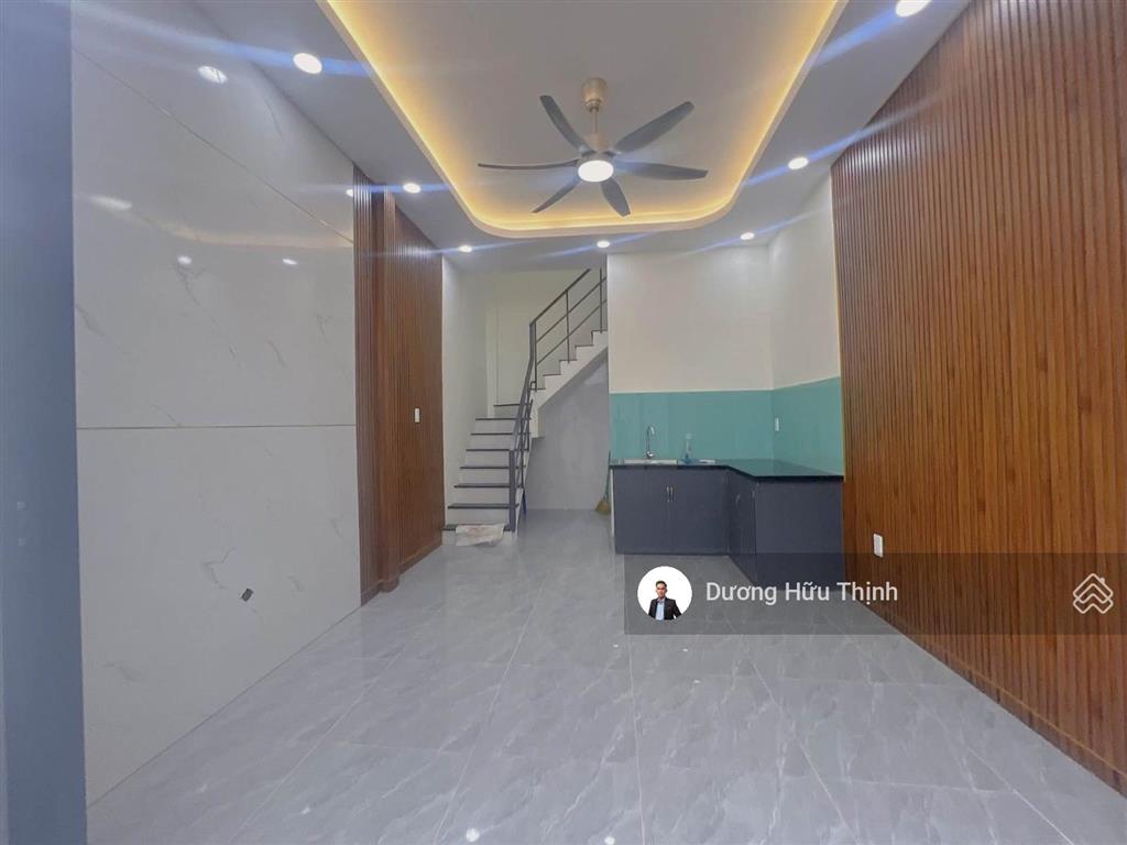 Giảm 200tr bán nhà gần ngã tư bình phước, chợ đầu mối thủ đức, vị trí thuận tiện, giá tốt