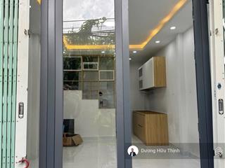 Giảm 300tr bán nhà 1 trệt 2 lầu vị trí trung tâm man thiện, quận 9 cũ