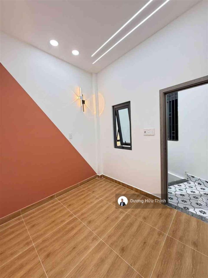 Bán gấp nhà mới tại đường số 5, quận 9, 2,338 tỷ, 21m2, 2pn, 1wc