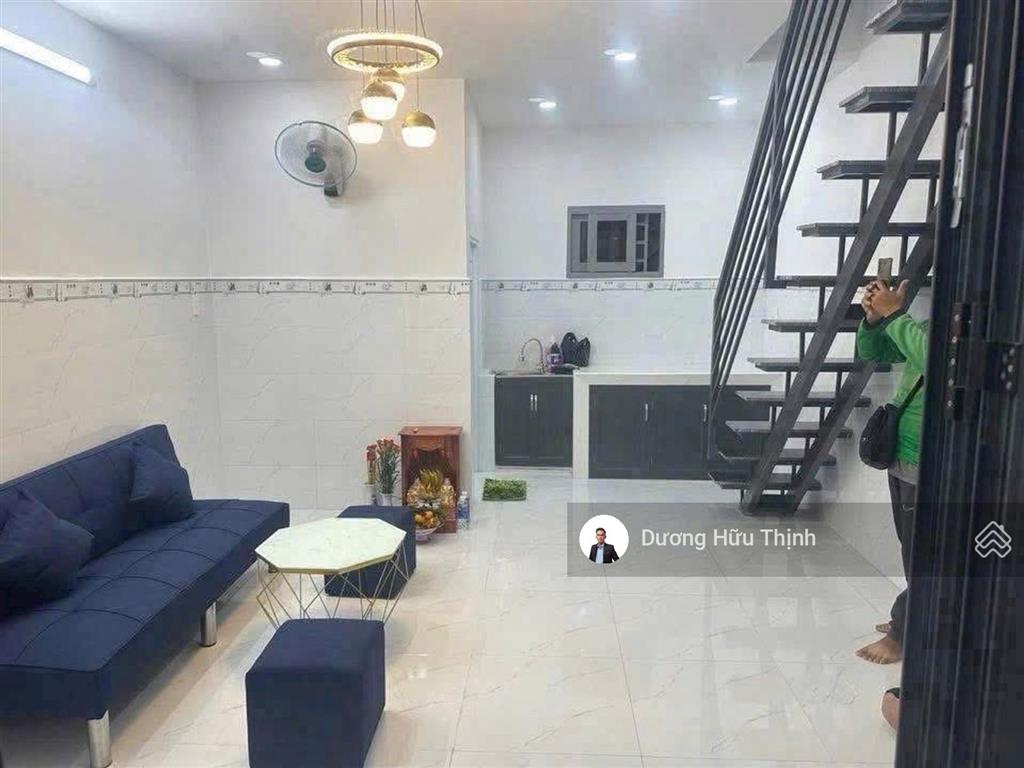 Bán gấp nhà mới tại đường số 5, quận 9, 2,338 tỷ, 21m2, 2pn, 1wc