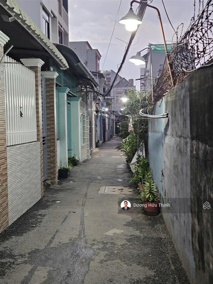 Nhà long trường hẻm ba gác sổ hồng riêng