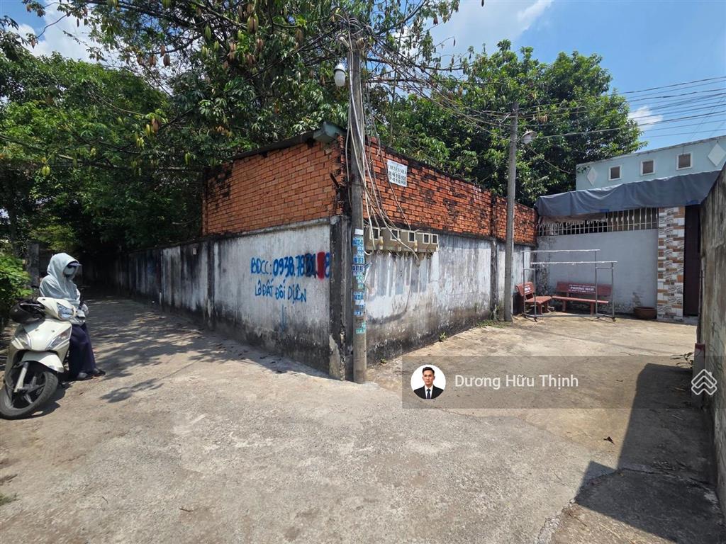 Chỉ 45tr/m2hxh cách global city 1,7km, còn 1 lô đất 100m2 sổ hồng riêng khu vip phước bình