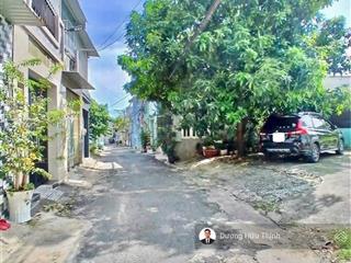 Gần vincom lê văn việt đất hiếm hẻm xe hơi 103m nở hậu xây mới tự do