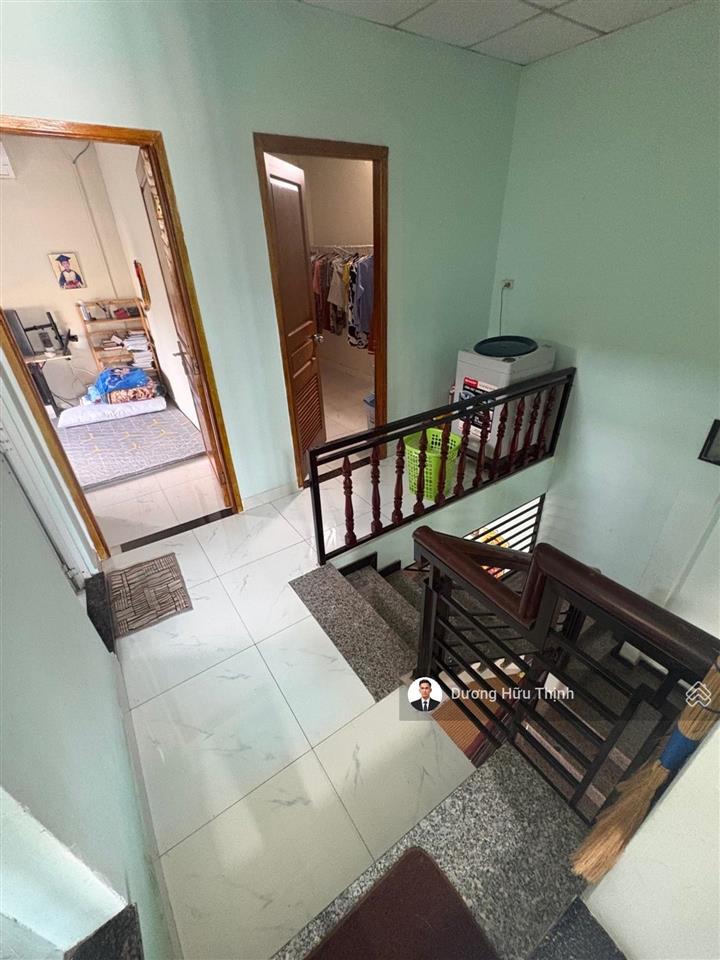Nhà cách đường ndtrinh 30m hxh 4,59 tỷ nhà đẹp 60m2, căn góc,
cách vòng xoay phú hữu 800m,