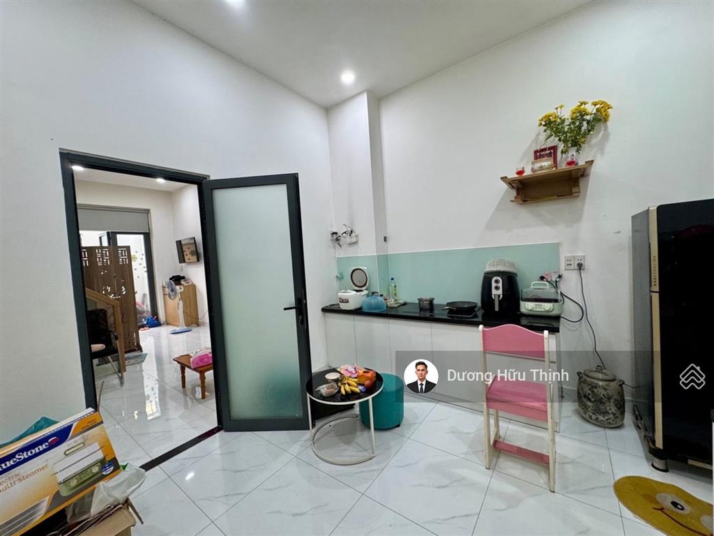 4,7tỷ siêu phẩm 3 tầng kdc cảng phú hữu đẳng cấp ngang chuẩn 4m hẽm xe tải 8m nhà xây mới 100%