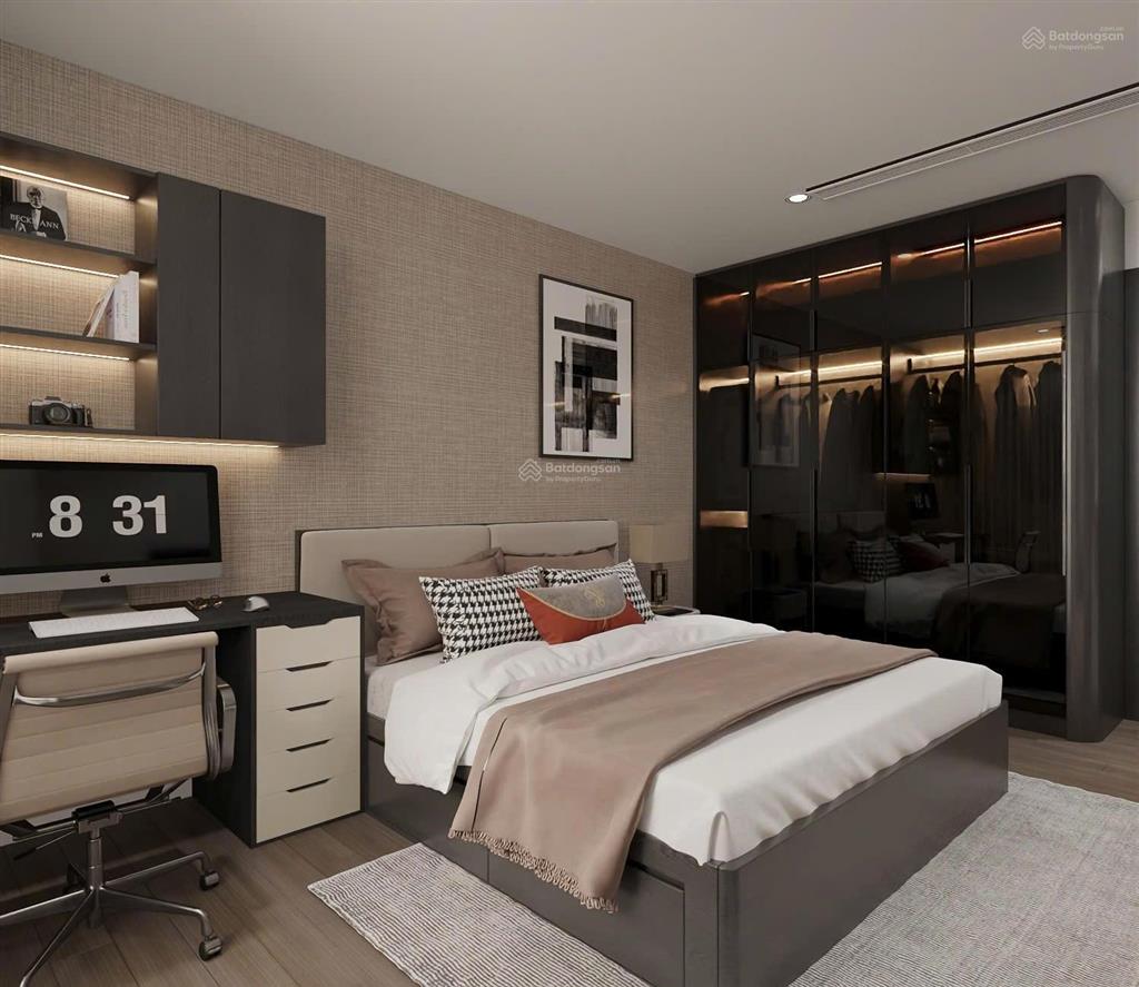 Chính chủ bán căn 3 ngủ 121 tòa 17t9 trung hòa nhân chính. giá 9,8 tỷ   0943 937 ***