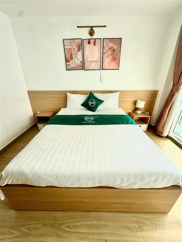 Cho thuê căn hộ 1pn cao cấp  đầy đủ nội thất ban công ngay cầu him lam