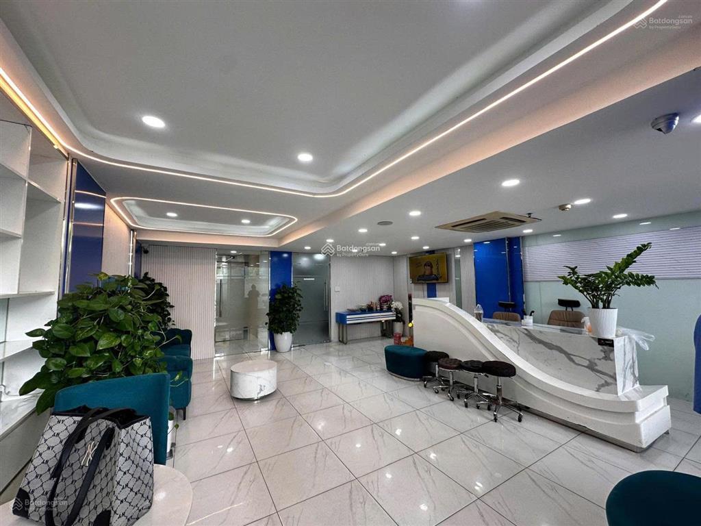 Cho thuê nhà mặt tiền 597 nguyễn đình chiểu quận 3