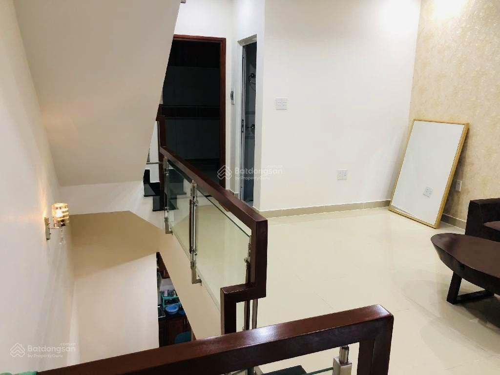 Giảm giá sâu nhà 4 tầng ngay gigamail thủ đức  ngang 5m  oto 7 chỗ trong nhà hoàn công 8 tỷ nhinh