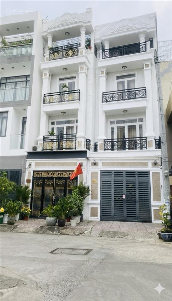 Giảm giá sâu nhà 4 tầng ngay gigamail thủ đức  ngang 5m  oto 7 chỗ trong nhà hoàn công 8 tỷ nhinh