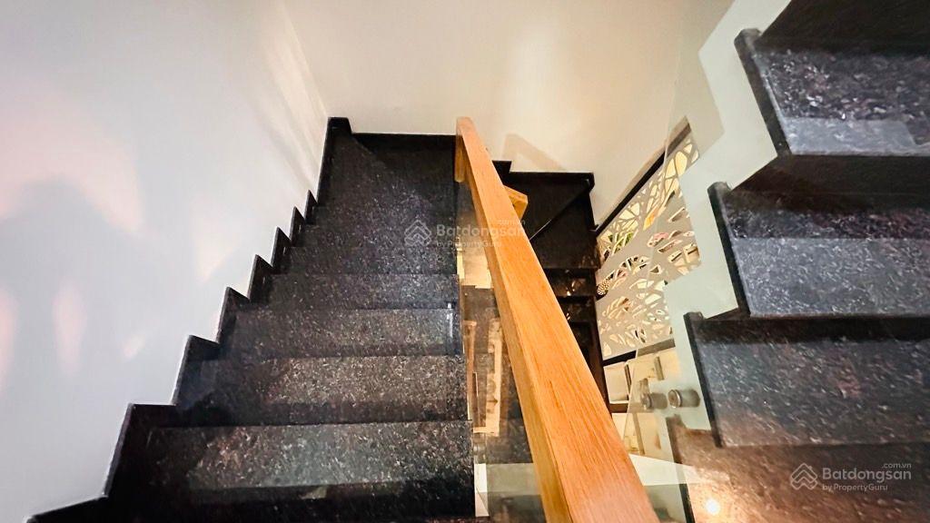 Siêu phẩm 4 tầng kha vạn cân  30m ra mặt tiền  hẻm 6m ô tô tránh  nhỉnh 8 tỷ