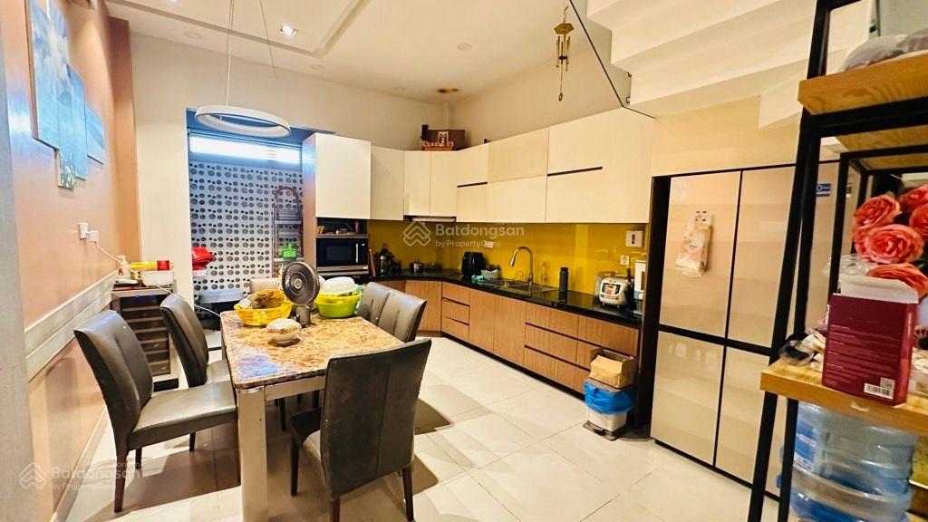 Siêu phẩm 4 tầng kha vạn cân  30m ra mặt tiền  hẻm 6m ô tô tránh  nhỉnh 8 tỷ