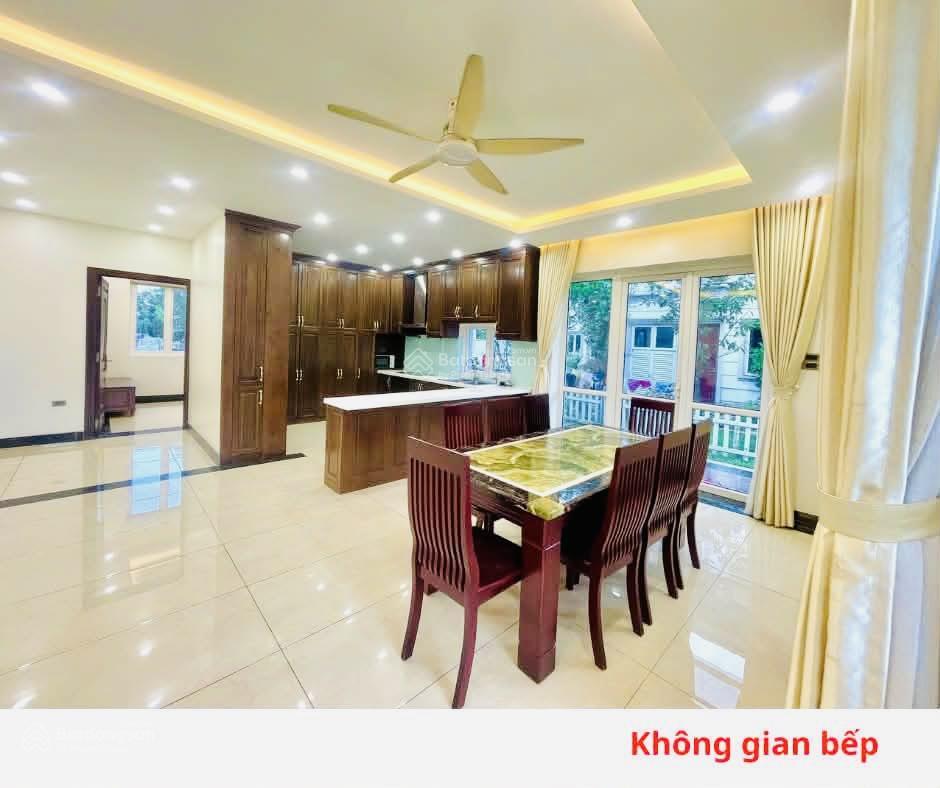 Giảm mạnh 10 tỷ còn 55 tỷ có biệt thự sân vườn 380m2 ngay vạn phúc city quốc lộ 13