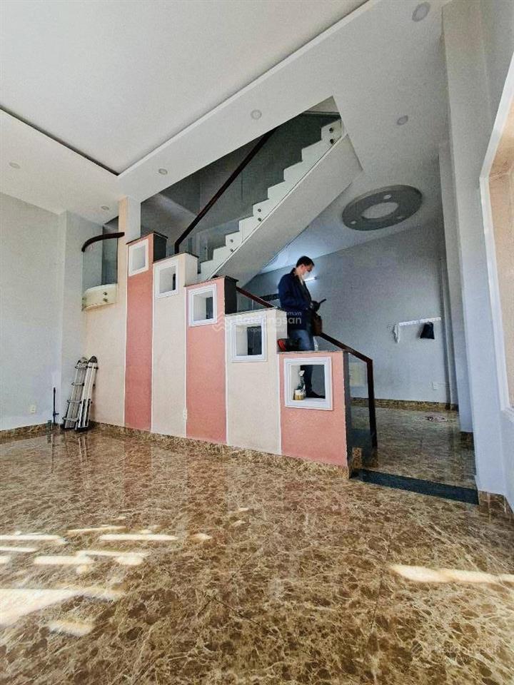 Cách mặt tiền linh đông 20m hẻm 6m thẳng trục 3 tầng kiên cố  xe hơi trong nhà nhỉnh 6 tỷ