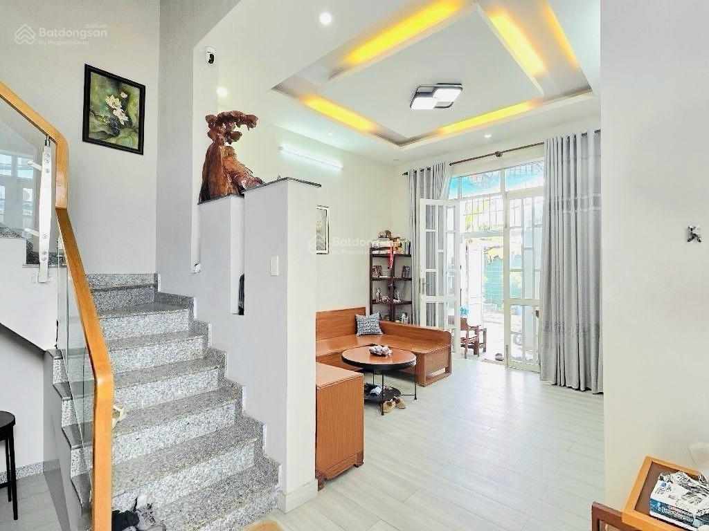 Linh đông sát phạm văn đồng ,căn góc ko lộ giới ,xe tải tránh,nỡ hậu , hoàn công,7 tỷ hơn