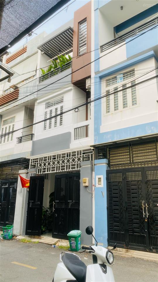 Quốc lộ 13 gần vạn phúc khu phân lô đường 5m 4 tầng hiện đại 7 tỷ hơn