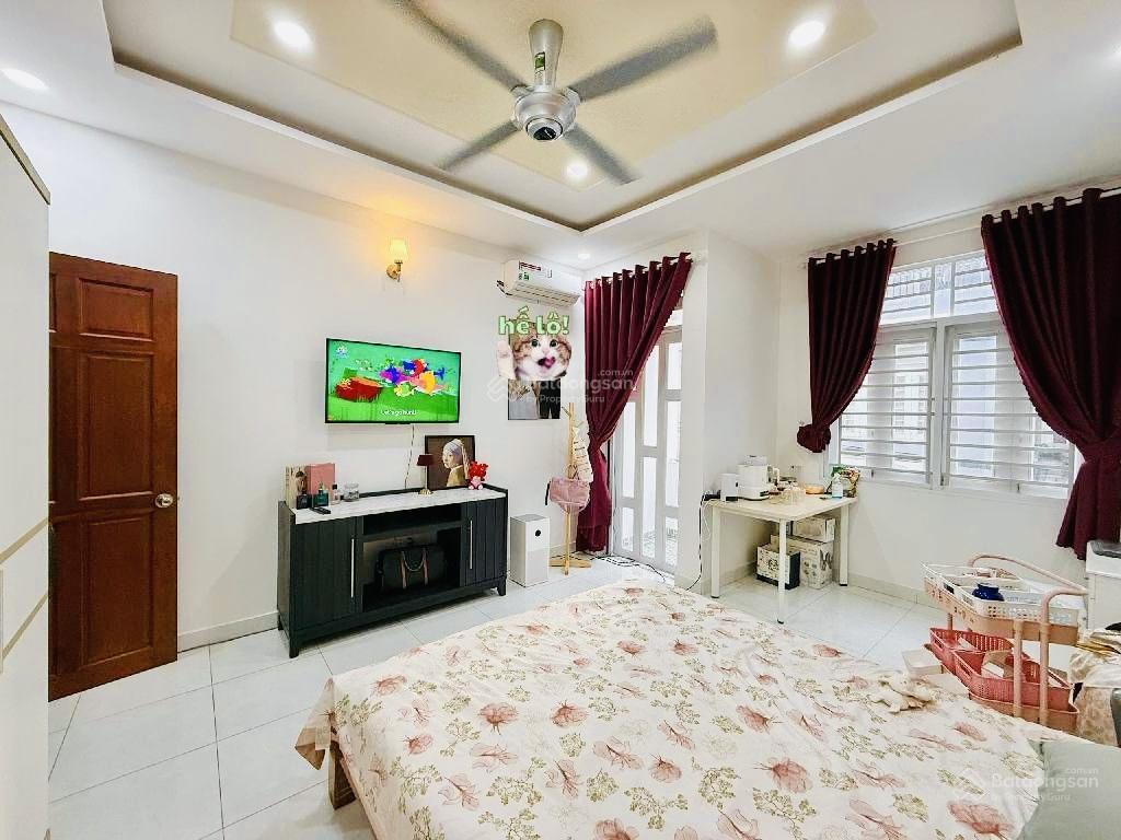Quốc lộ 13 gần vạn phúc khu phân lô đường 5m 4 tầng hiện đại 7 tỷ hơn