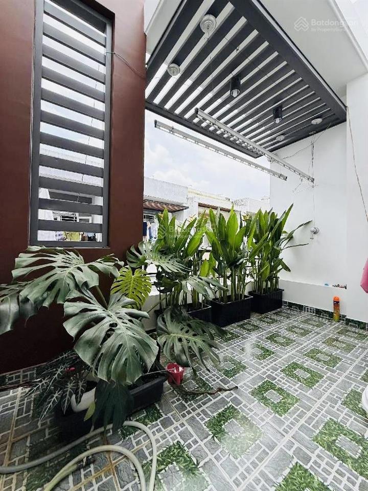 Quốc lộ 13 gần vạn phúc khu phân lô đường 5m 4 tầng hiện đại 7 tỷ hơn