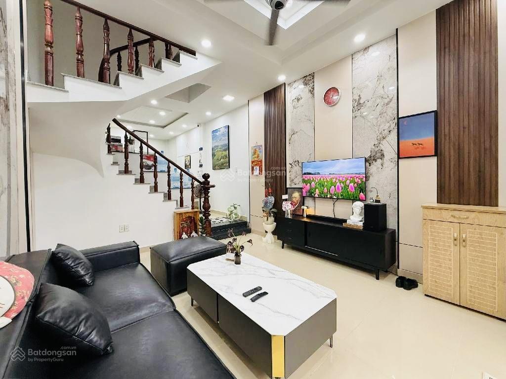 Quốc lộ 13 gần vạn phúc khu phân lô đường 5m 4 tầng hiện đại 7 tỷ hơn