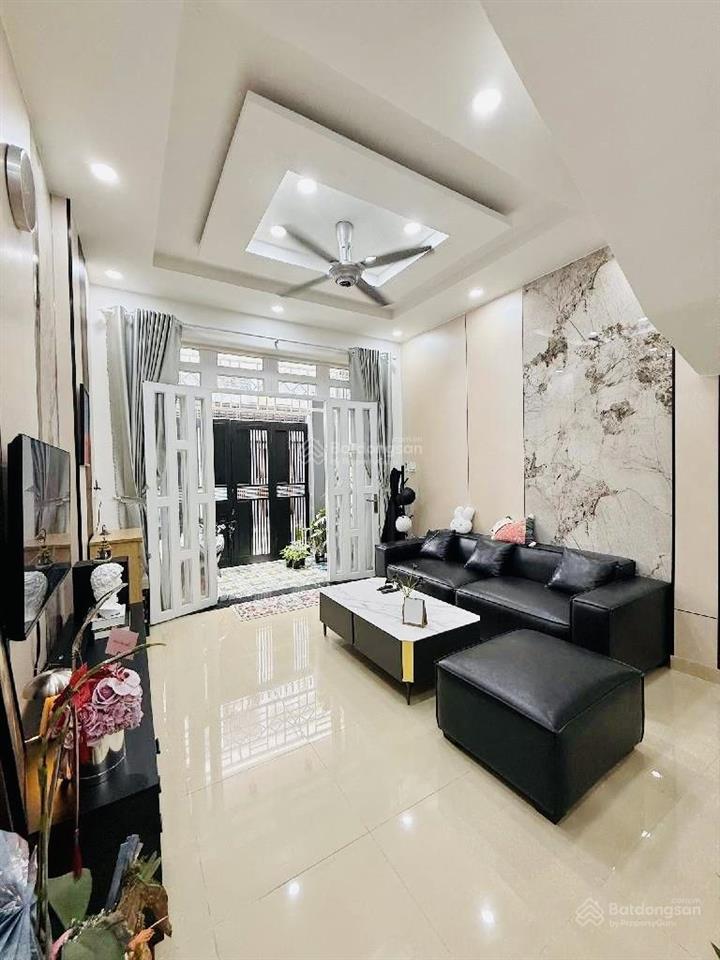 Quốc lộ 13 gần vạn phúc khu phân lô đường 5m 4 tầng hiện đại 7 tỷ hơn
