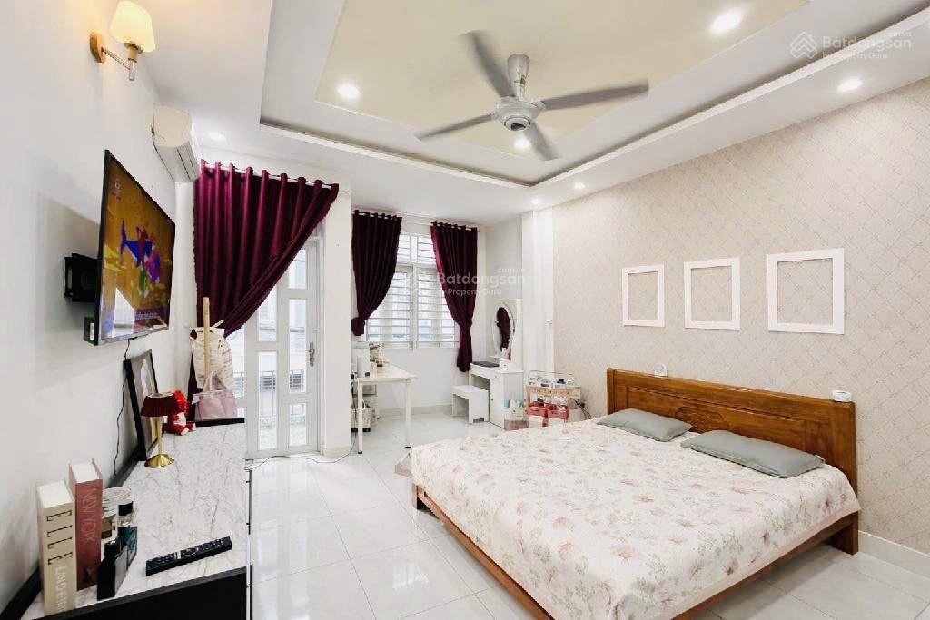 Quốc lộ 13 gần vạn phúc khu phân lô đường 5m 4 tầng hiện đại 7 tỷ hơn