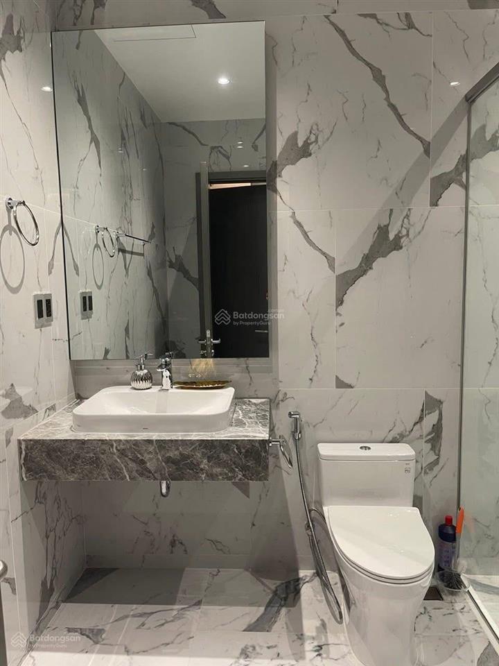 Bán gấp căn hộ saigon south residences (dt 76m2/2pn) nhà đẹp mới 99% lầu cao ,view cực thoáng mát