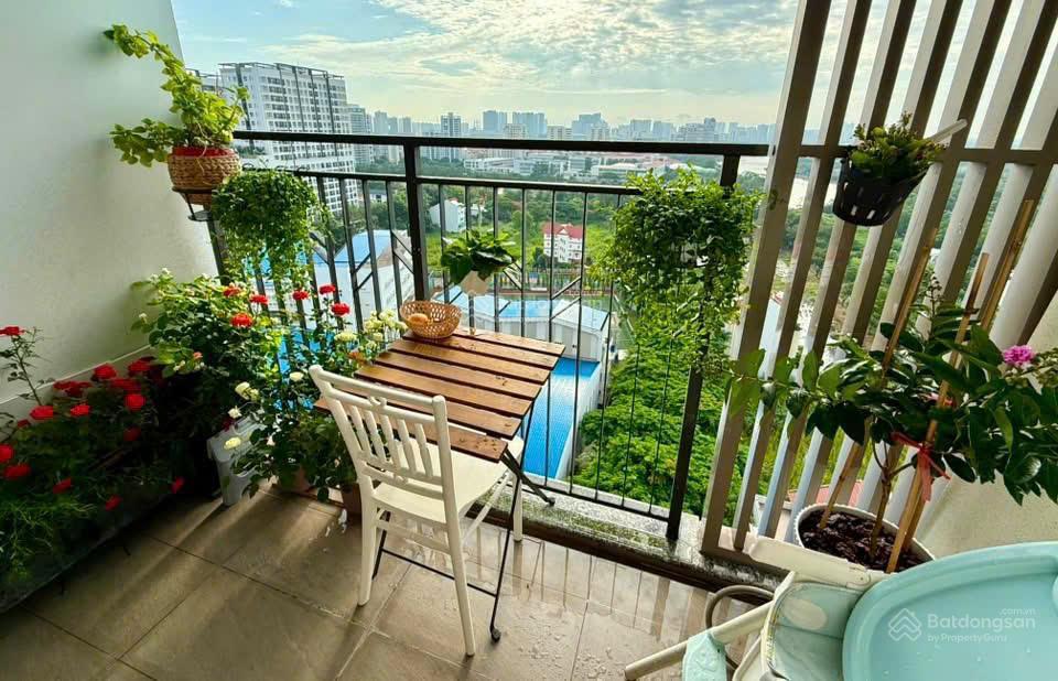 Nóng! bán nhanh căn hộ 2pn saigon south 71m2 nhà đẹp, full nội thất mới,giá cực tốt chỉ 5.7 tỉ