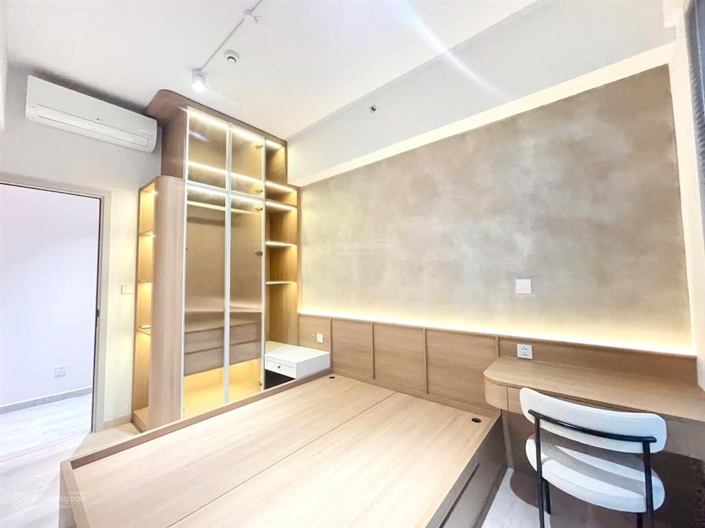 Nóng !bán gấp căn hộ saigon south view sông thoáng mát  2pn full nội thất ,giá tốt nhất thị trường