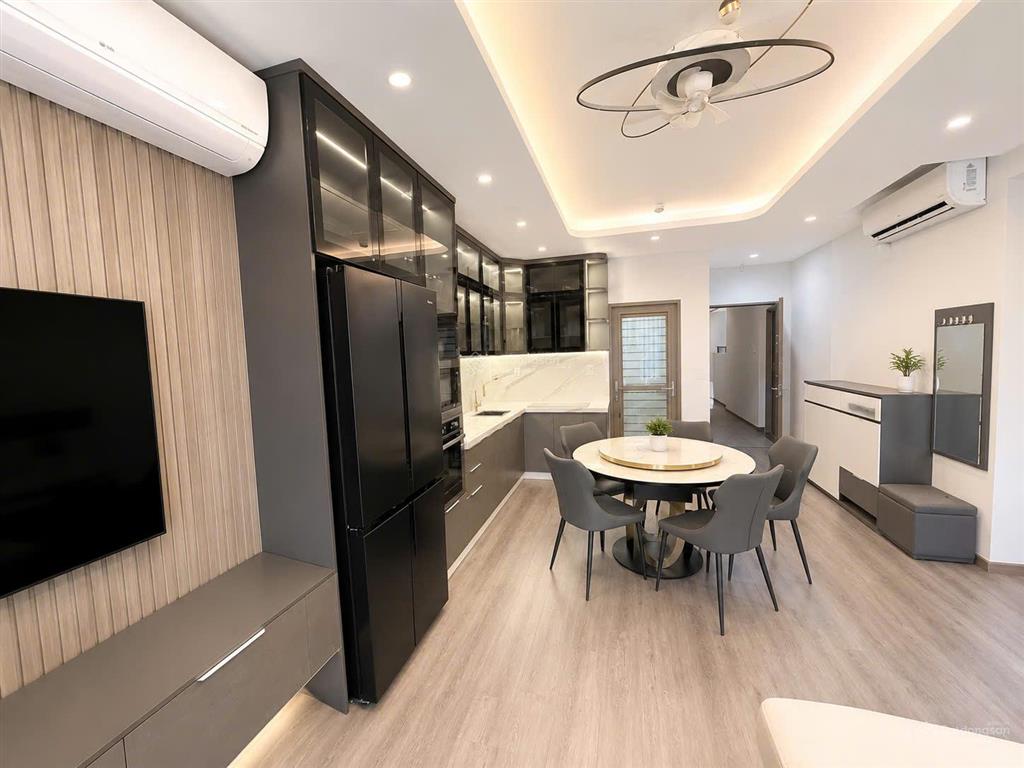 Giá cực tốt! bán gấp căn hộ saigon south (3pn dt 100m2) nhà mới 99% có ôxe full nội thất cao cấp
