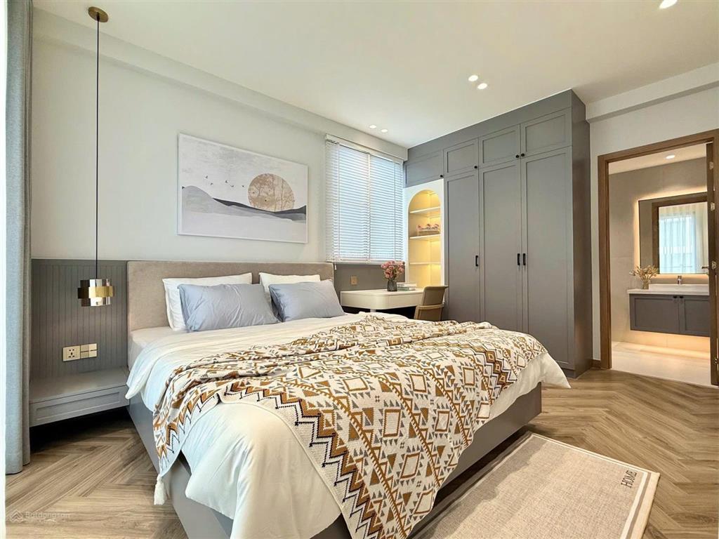 Giá tốt khó tìm! bán nhanh căn hộ 3pn saigon south 95m2, view sông hướng đông, nhà đẹp giá cực tốt