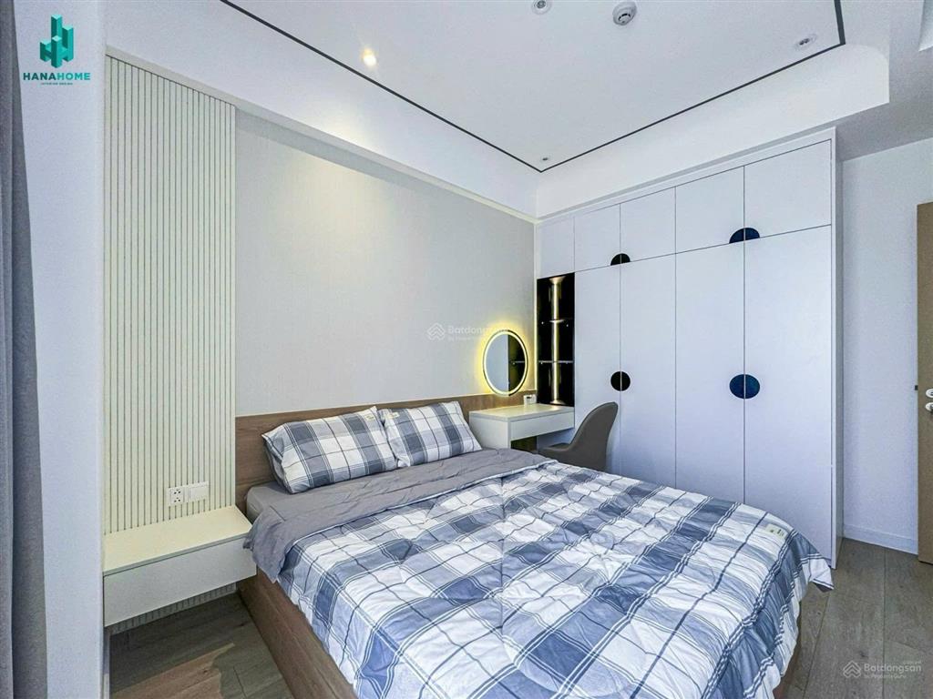 Giá tốt khó tìm! bán nhanh căn hộ 2 pn saigon south 75m2, view thoáng, nhà đẹp giá cực tốt 5.3 tỷ