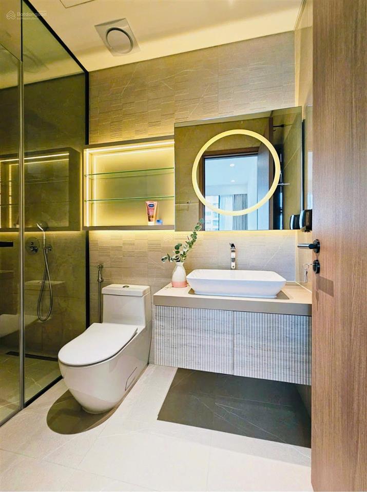 Chủ nhà kẹt cần bán gấp căn hộ 2pn saigon south residences 75m2 giá tốt thị trường chỉ 5.3 tỷ