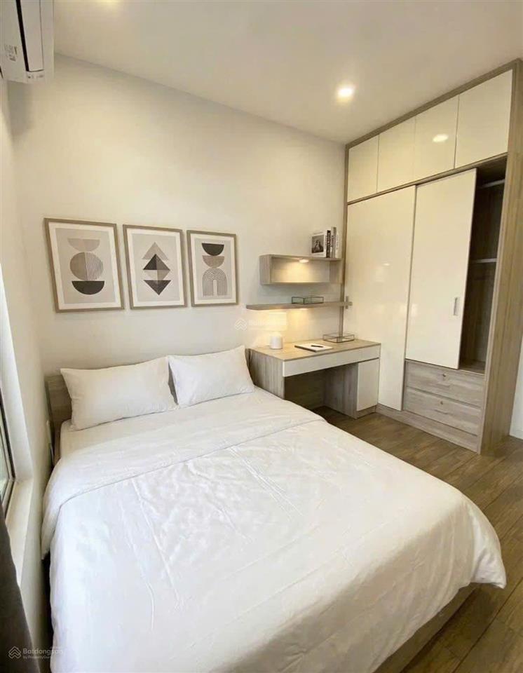 Chủ nhà kẹt cần bán gấp căn hộ 2pn saigon south residences 75m2 giá tốt thị trường chỉ 5.3 tỷ