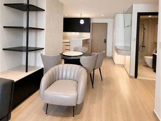 Chủ cần tiền cần bán gấp căn hộ 2pn saigon south residences  phú mỹ hưng dt 75m2 giá tốt 5.350 tỷ