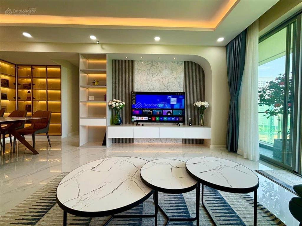 Chính chủ kẹt tiền cần bán căn hộ green valley 3pn 2wc nhà mới 99% full nội thất cao cấp giá 9,3 tỷ