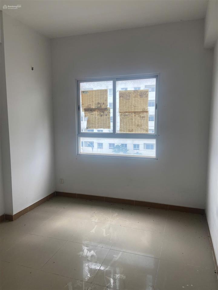 Bán chung cư r6, ngay cạnh chung cư bình khánh, quận 2 cũ, dt 58m2, thanh toán trước 950tr