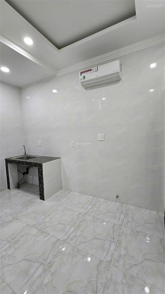 Phòng đẹp giá tốt vị trí thuận tiện kdc đại phúc green villas phạm hùng