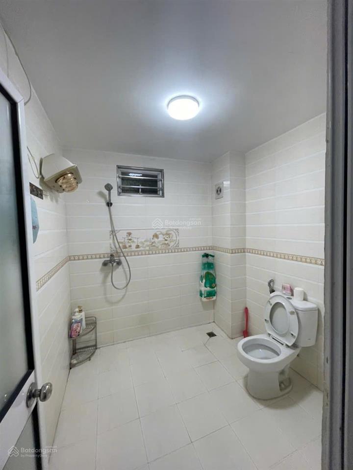 Hoàng quốc việt, 5 tầng bề thế, mt 6.7m, ô tô, nhỉnh 17 tỷ.