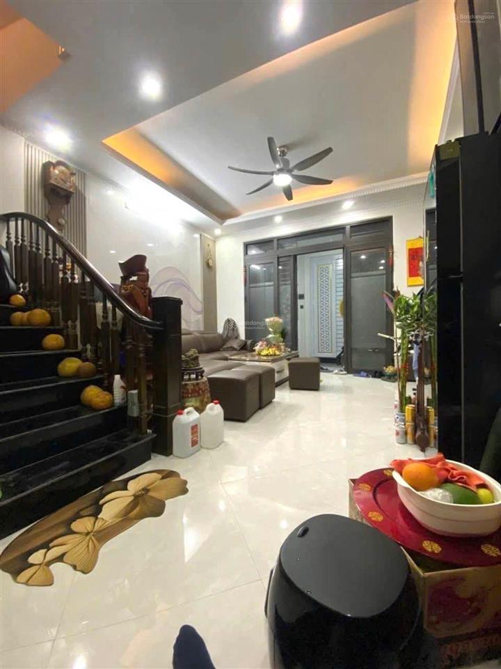 8 tỷ nhà mới 3pn trung tâm cầu giấy về ở ngay, không tốn tiền sửa chữa!