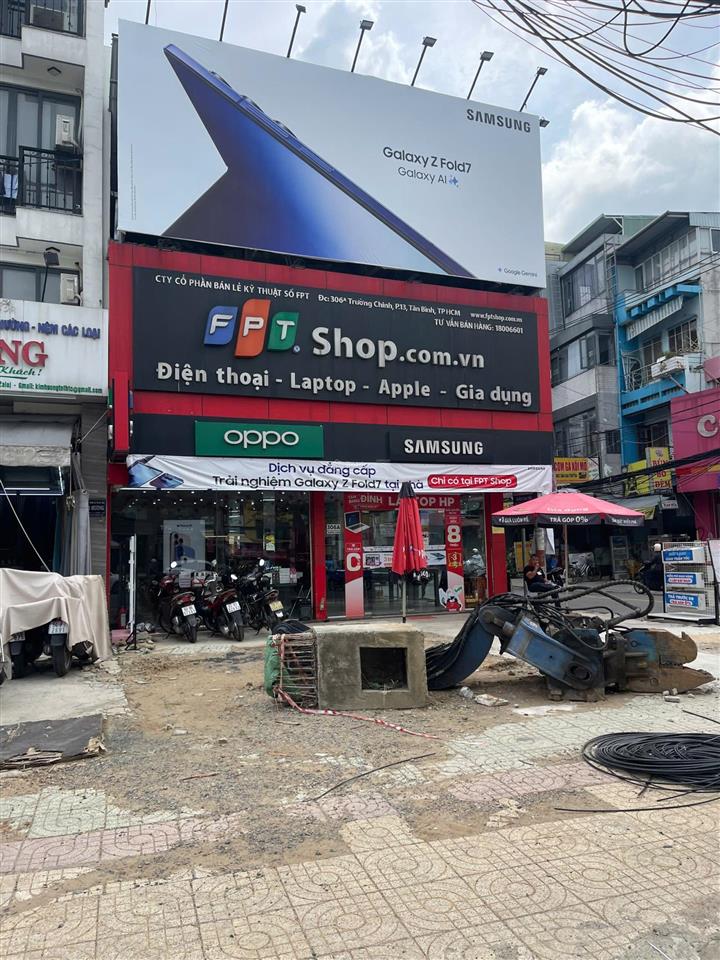 Gấp mt hoàng văn thụ, phú nhuận  10x14m  2 tầng  hđ 75tr/th  chỉ 48 tỷ