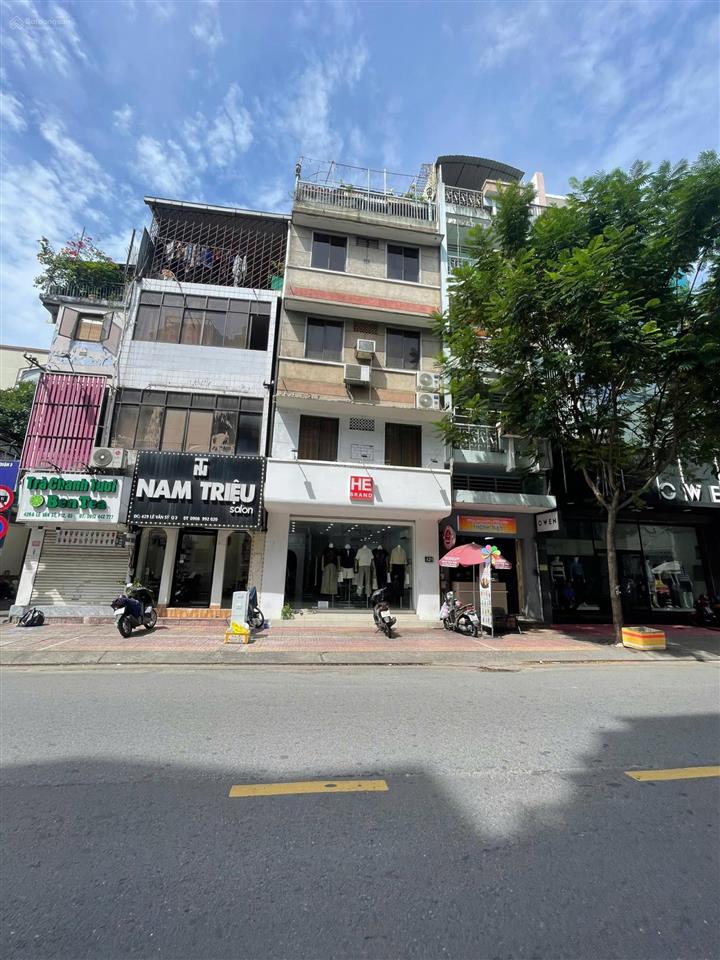 Cần tiền bán mt nguyễn gia trí  8x13m  cn 106m  ctxd hầm 6 tầng  bán 25 tỷ