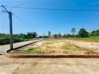 Lệ trạch  hoà tiến. cách sân bay 12km  ngang 7m, sẵn sổ hồng  giá cực kỳ tốt