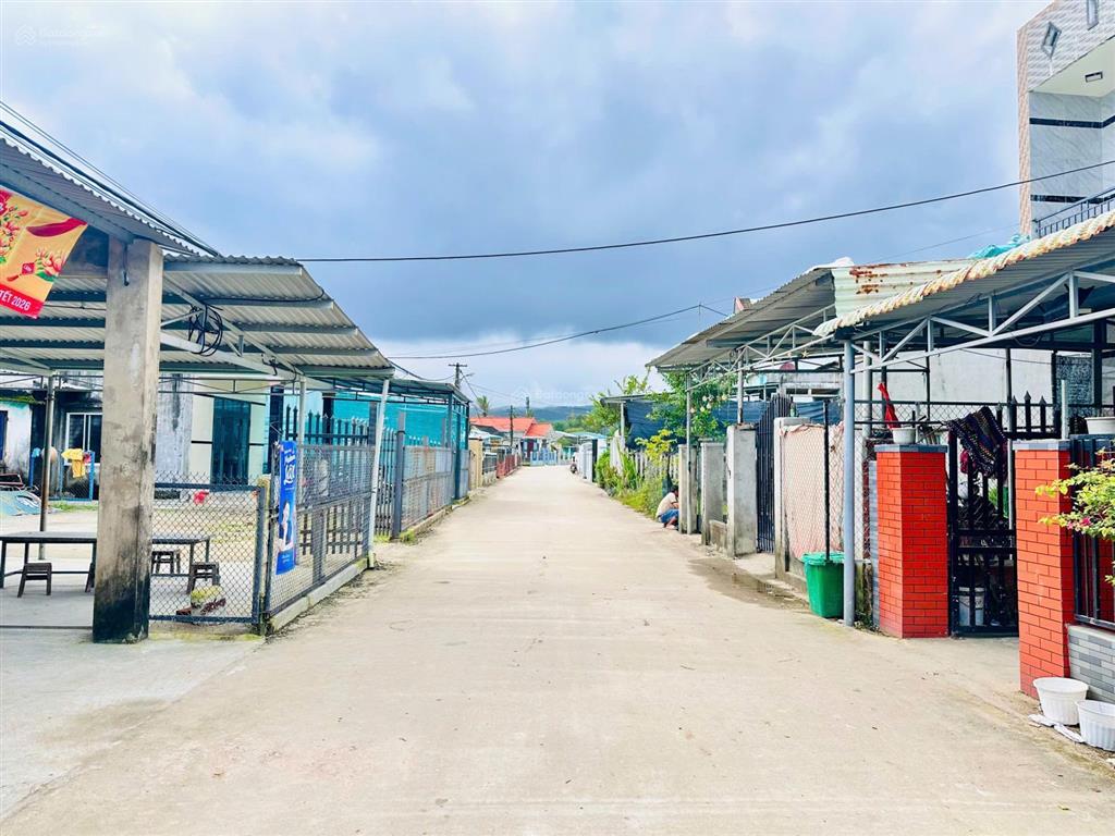 Đông phú 2  trục đường nối ql14b. giáp ranh hoà tiến mới. giá cực kỳ tốt
