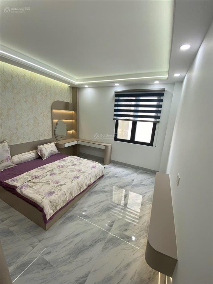 Nhà mới xây  vào ở ngay. full nội thất. shr. cc trong ngày. mua nhà đón tết!