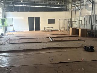 Cho thuê 100m2 đến 500m2 kho,xưởng giá rẻ tại mặt tiền âu cơ