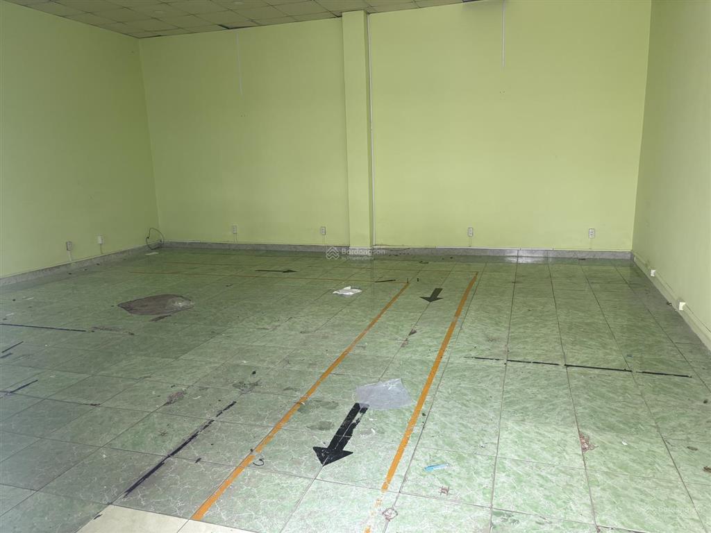 Cho thuê mặt bằng làm văn phòng,nhà kho mặt tiền đường,bảo vệ 24/7,đường xe container