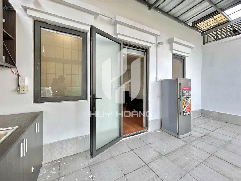 Cho thuê 1 phòng ngủ máy giặt riêng tại lakeview city quận 2