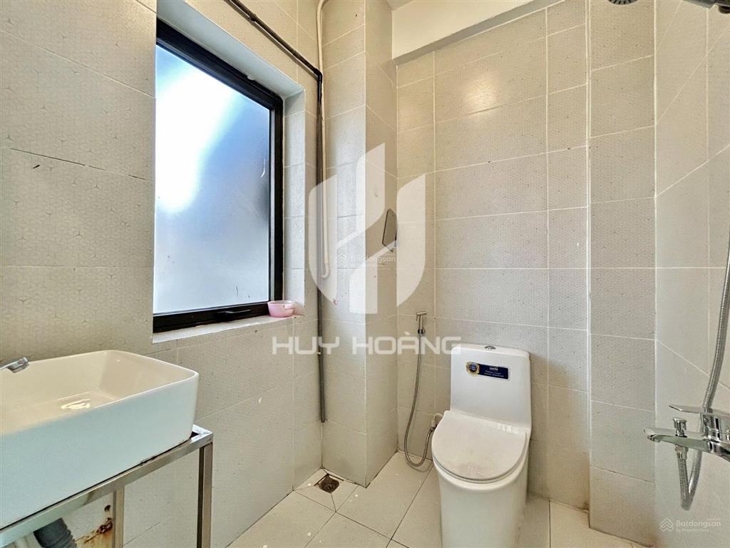 Cho thuê 1 phòng ngủ máy giặt riêng tại lakeview city quận 2