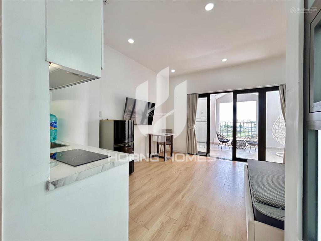 Cho thuê phòng ban công tại lakeview city quận 2